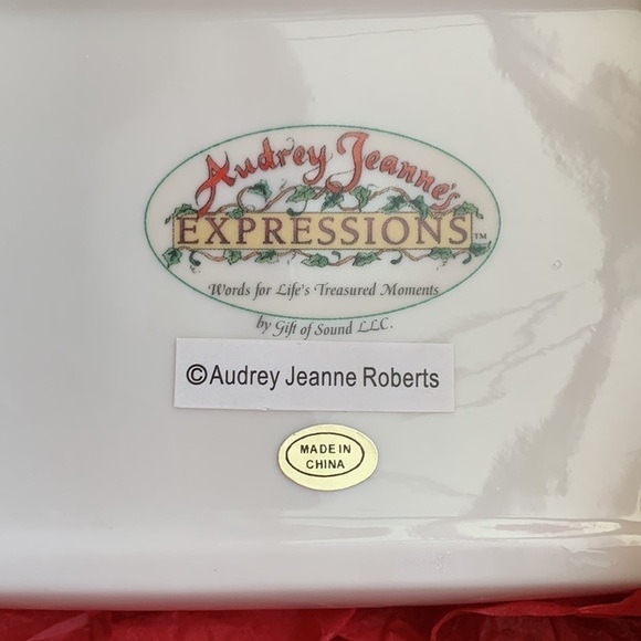 Mother’s Day gift Vintage great shape. I love you message. - Picture 4 of 4